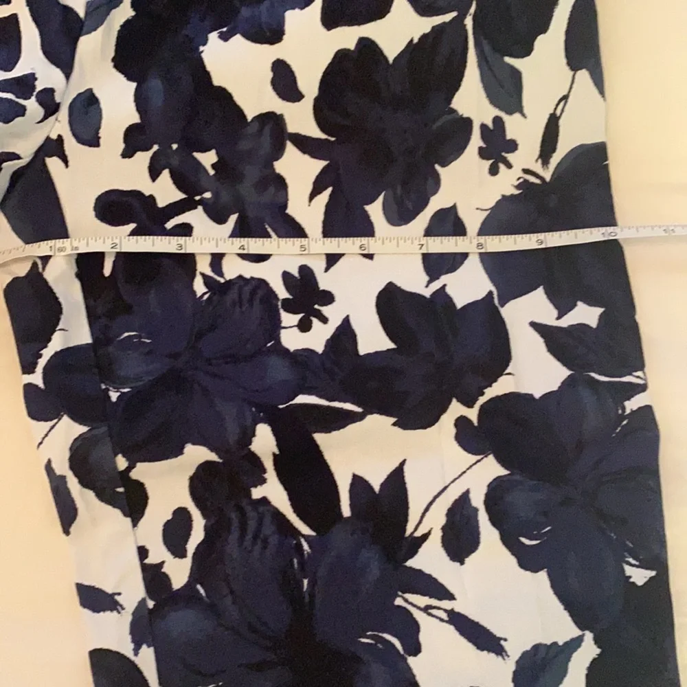 Floral Ribkoff Pants Size 10 - Picture 5 of 7